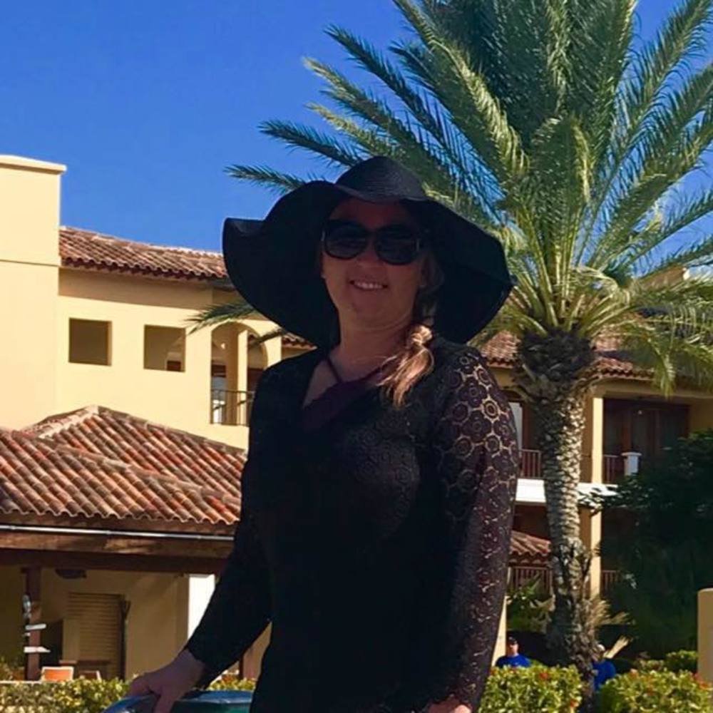 Meet your Posher, Michele